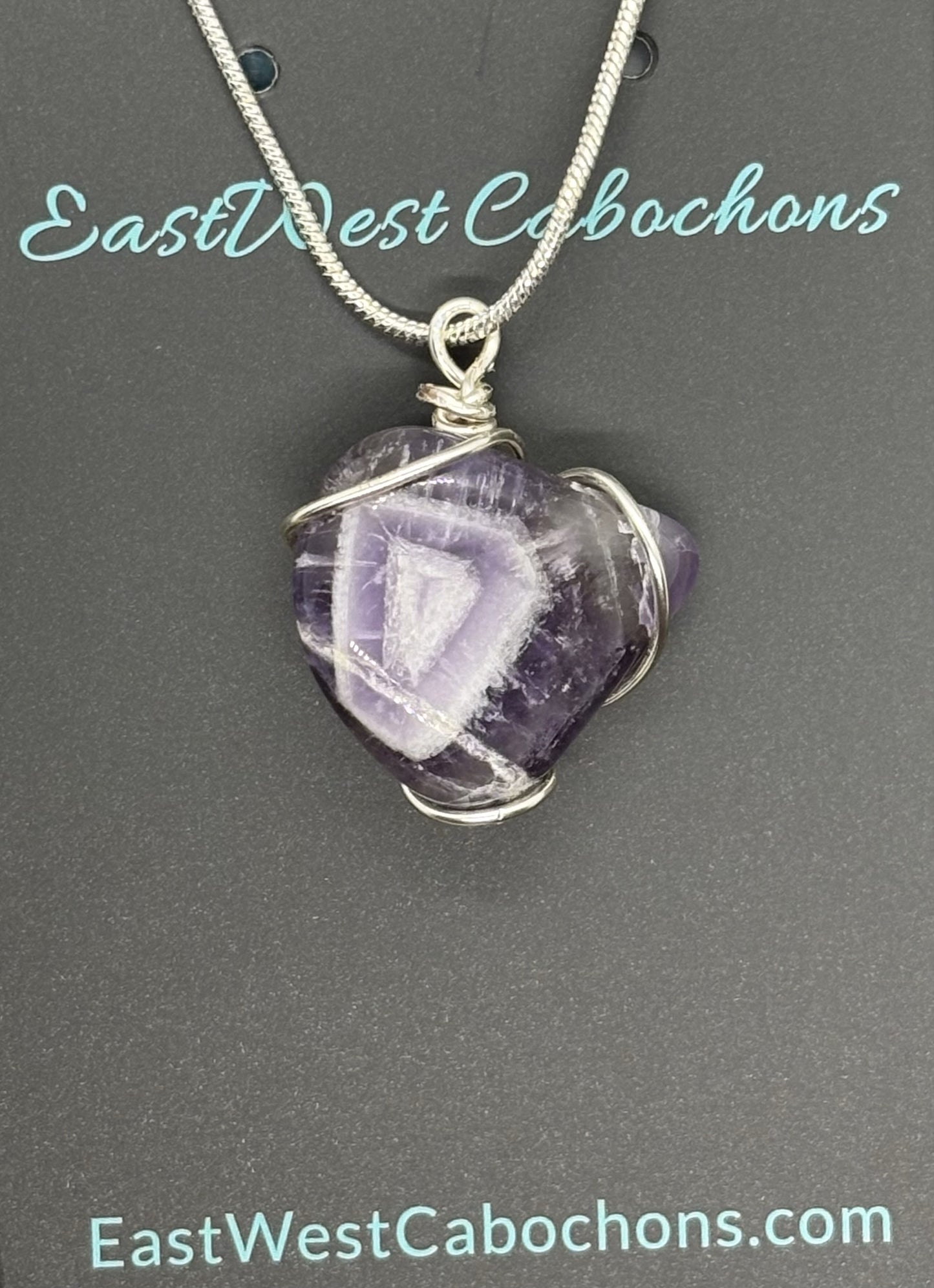 AMETHYST AND SILVER NECKLACE